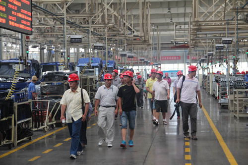 福田諸城汽車(chē)廠開(kāi)啟第二批瑞沃體驗(yàn)之旅，深化技術(shù)交流共謀發(fā)展